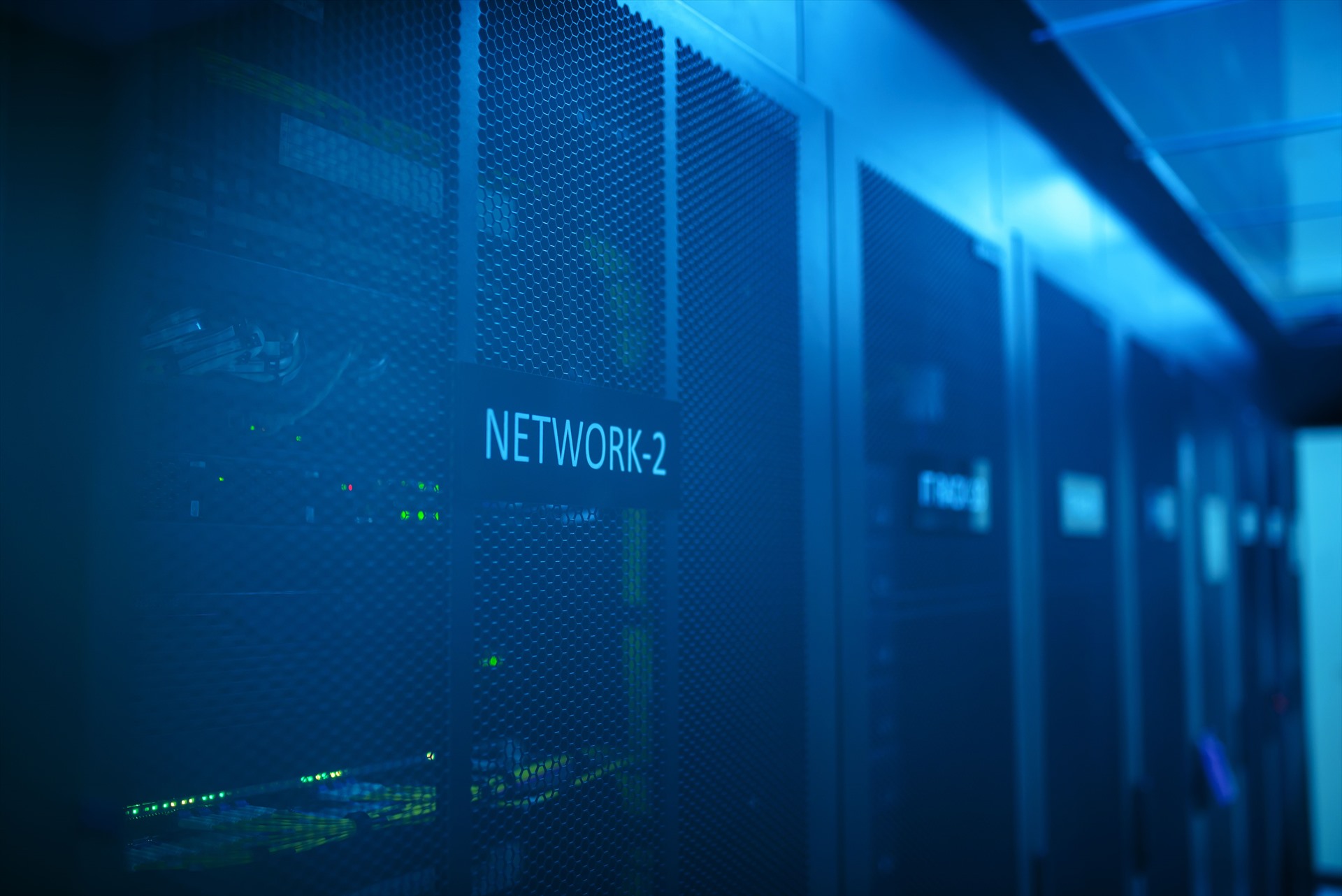 Communications network server room
